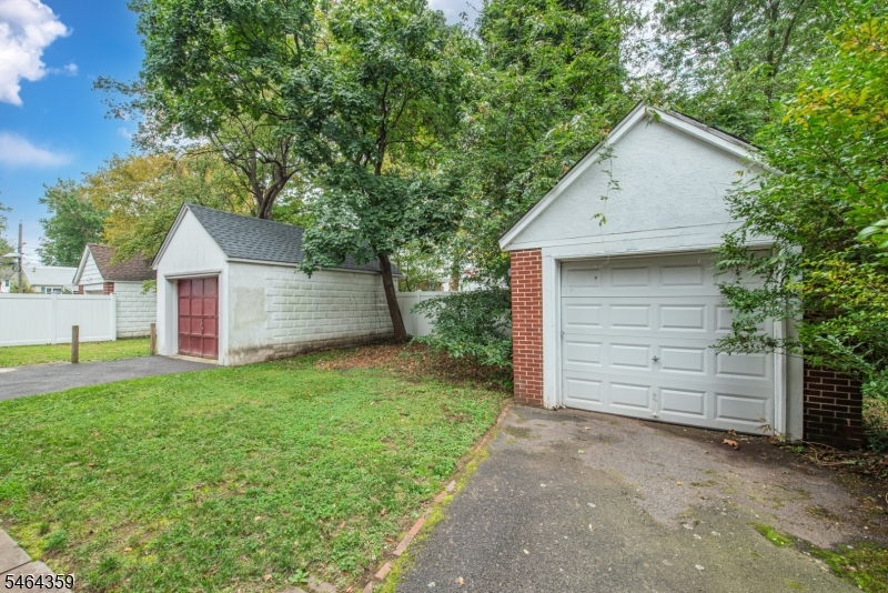 481 Jefferson Ave