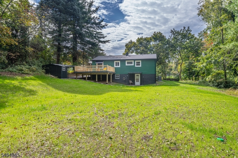 7 Fox Hill Dr