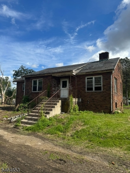 1401 Chestnut St