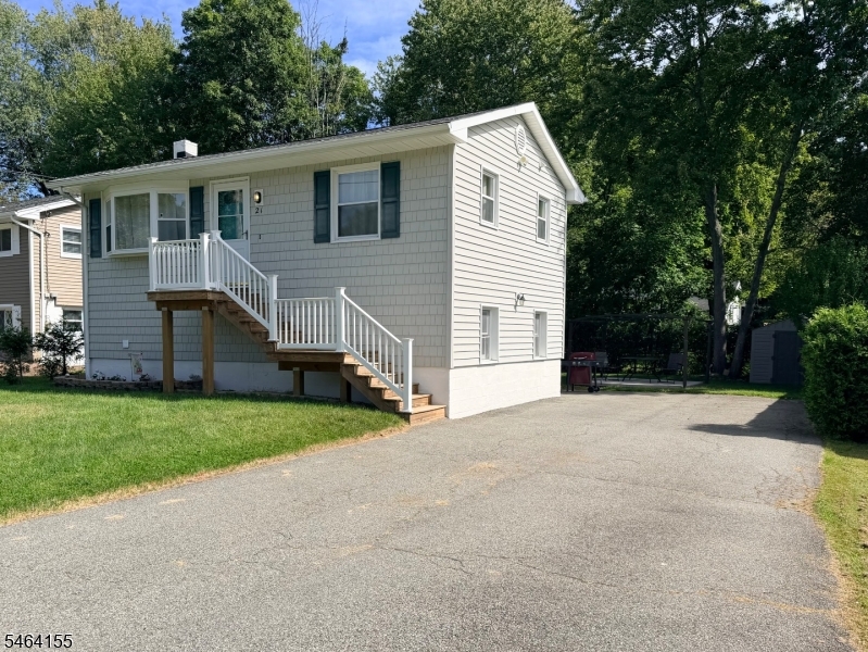 21 Tobyhanna Trl