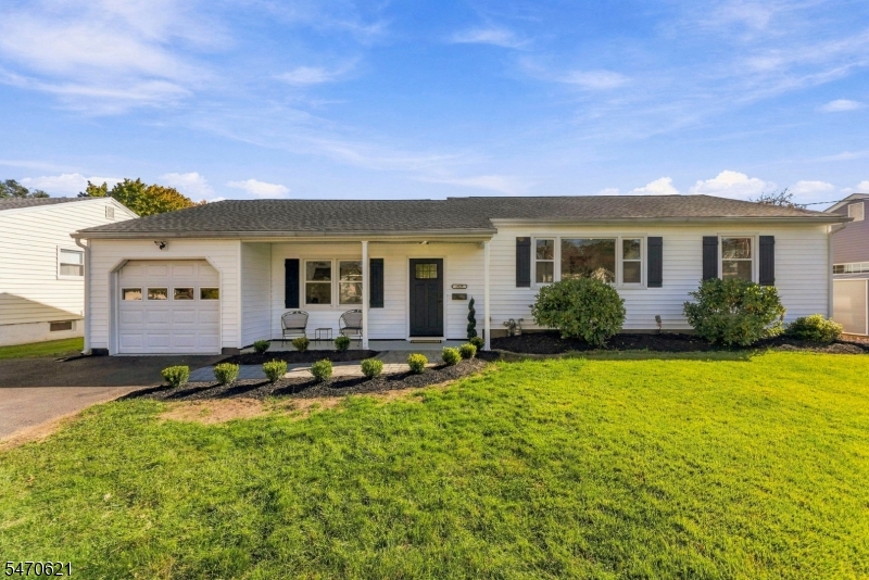 1925 Grant Ave, South Plainfield Boro, 07080, 