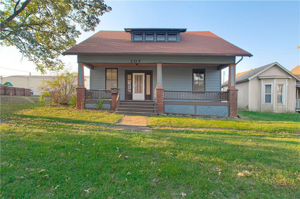 107 W Shawnee Street