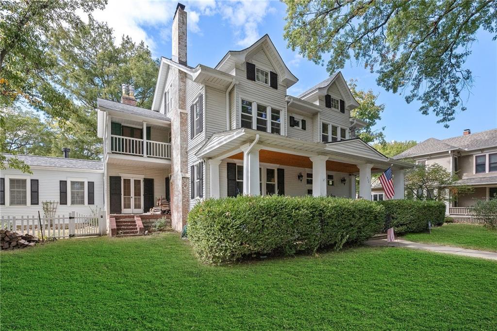 424 S Elm Street