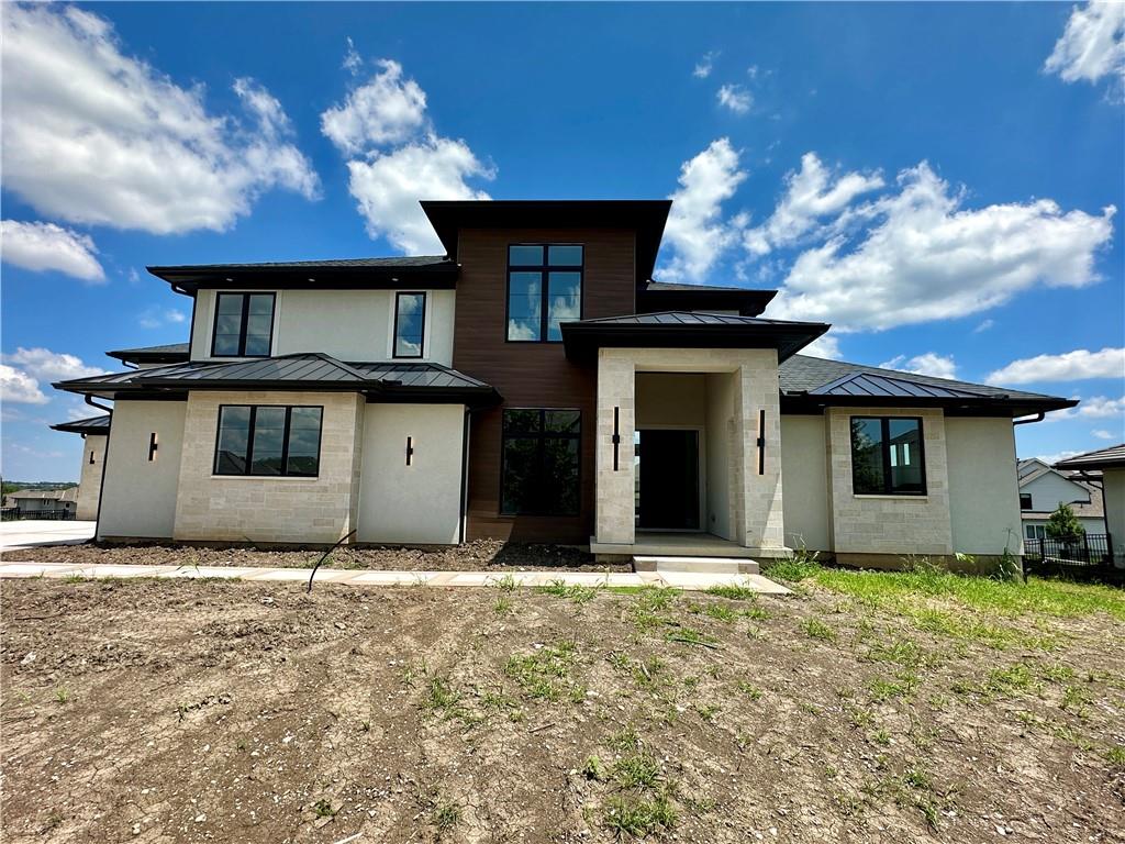 17325 Larsen Street W