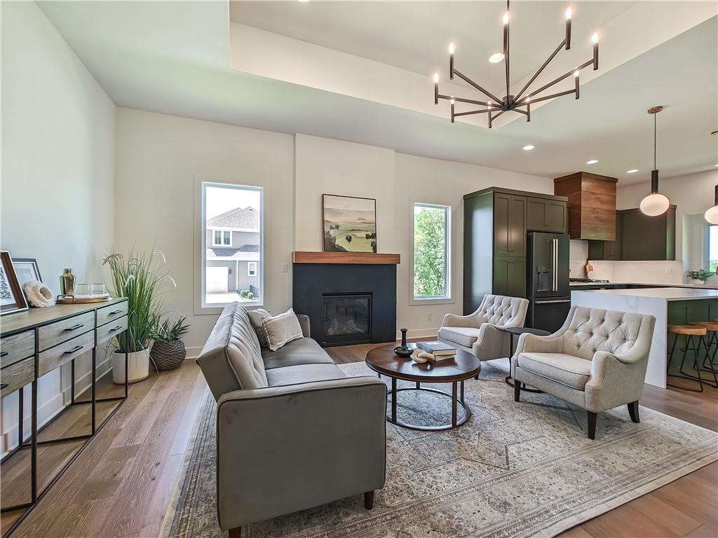 2452 W 179th Street