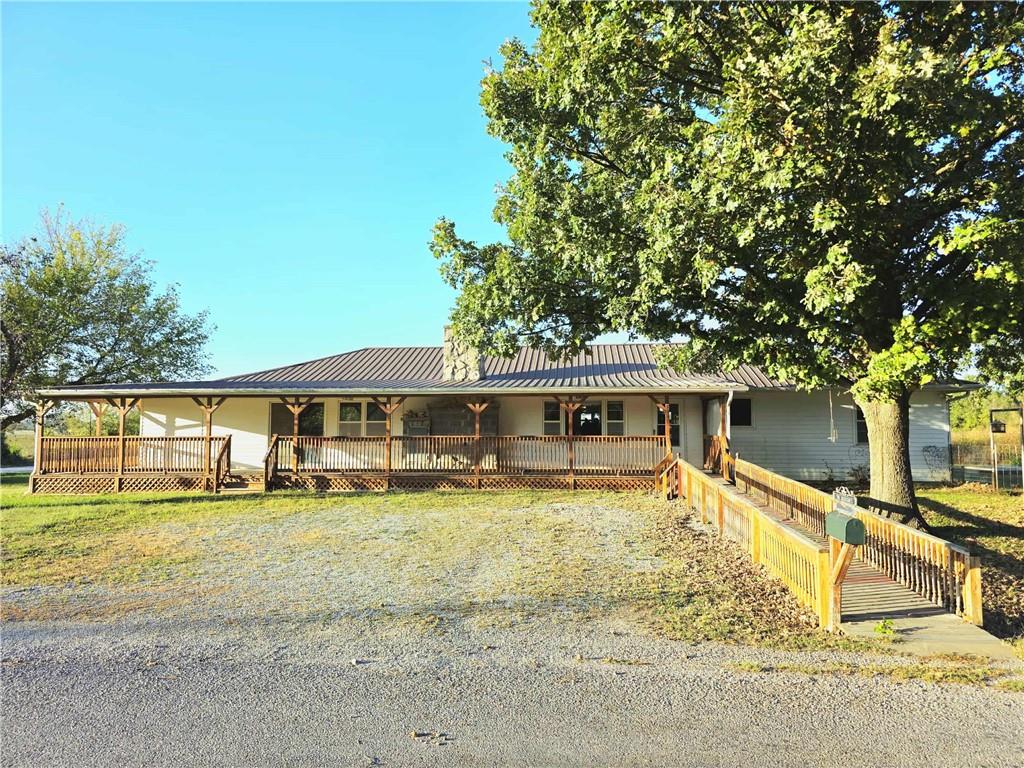 15518 E 850 Road