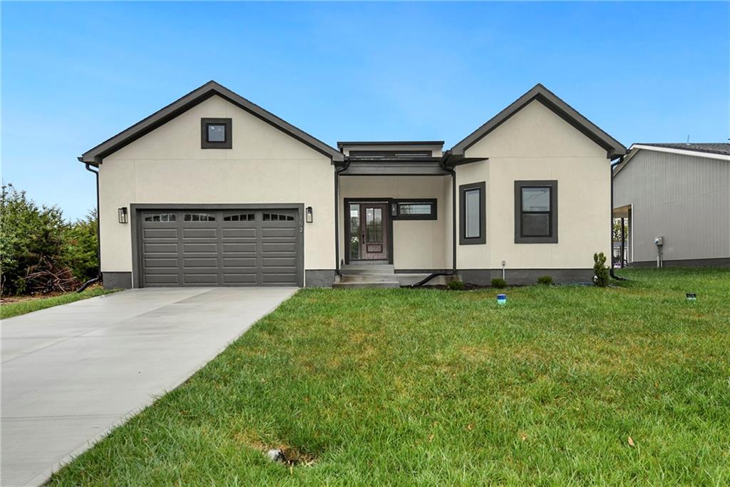 153 S Linn Valley Drive
