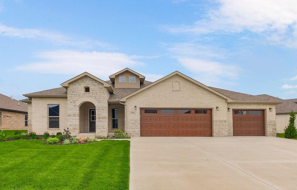 16386 W 166th Court