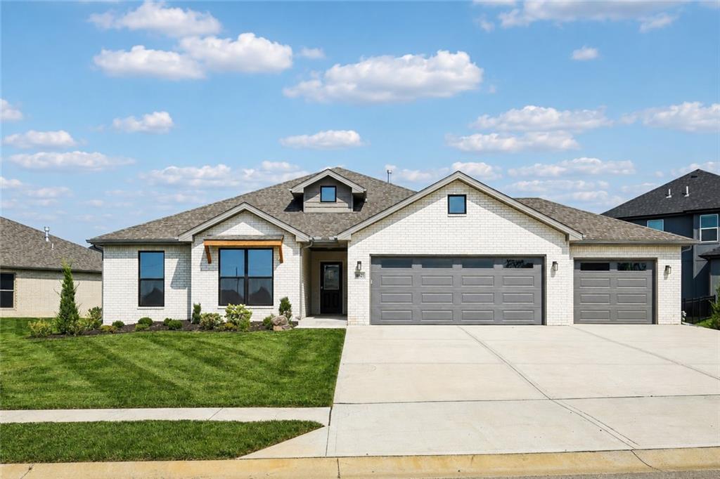 16322 W 166th Court