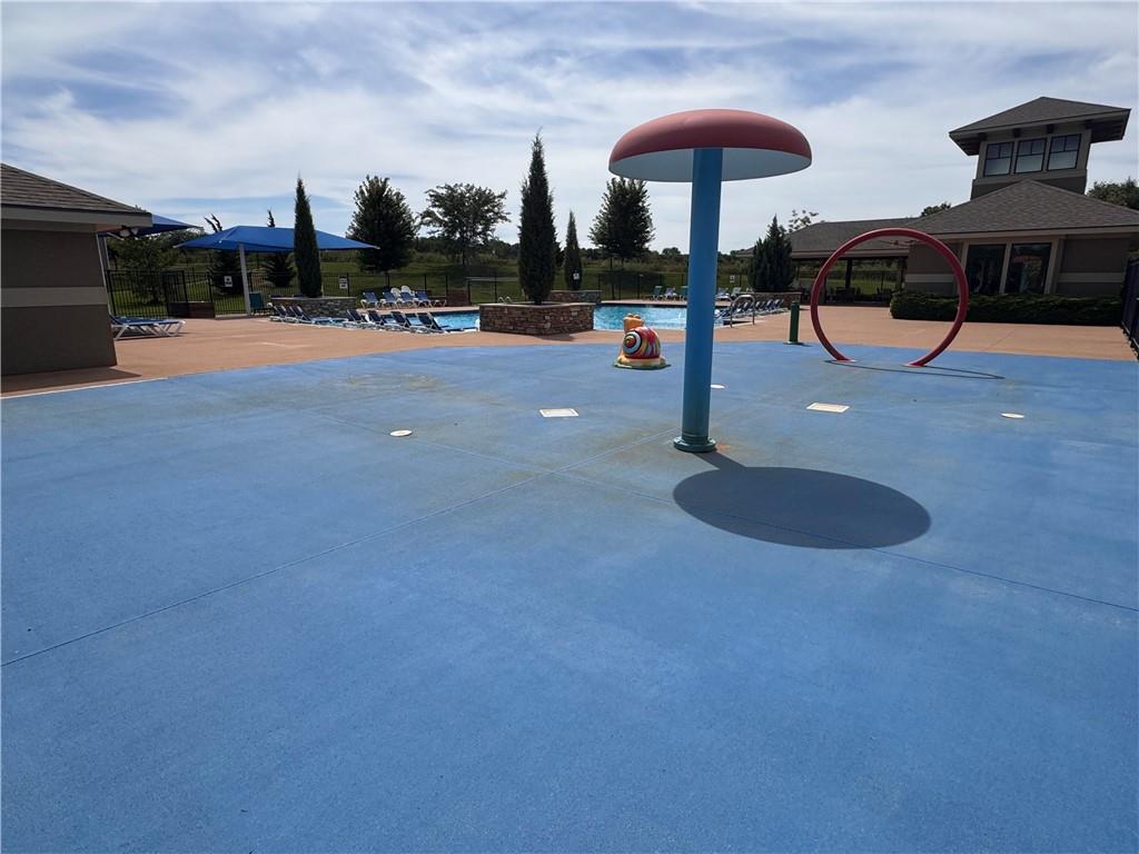 Thumbnail 10