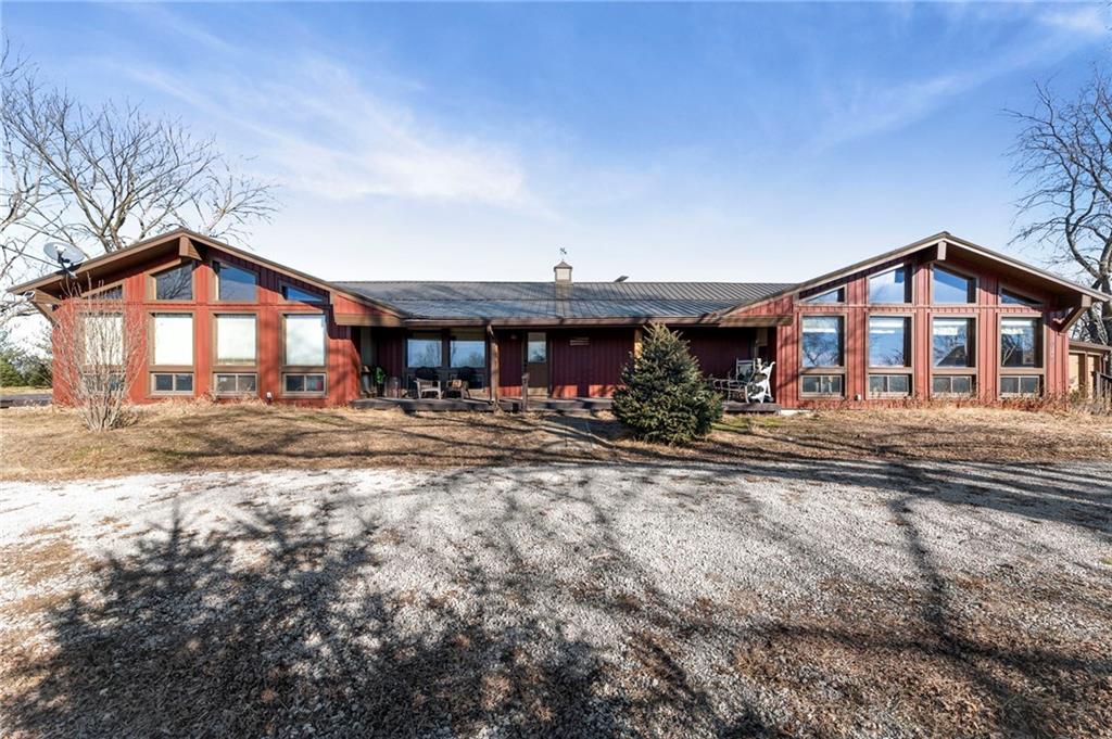 8046 Southpoint Drive - Photo 1