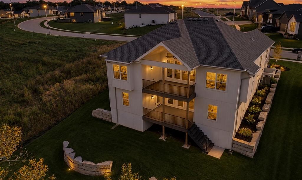 Thumbnail 64