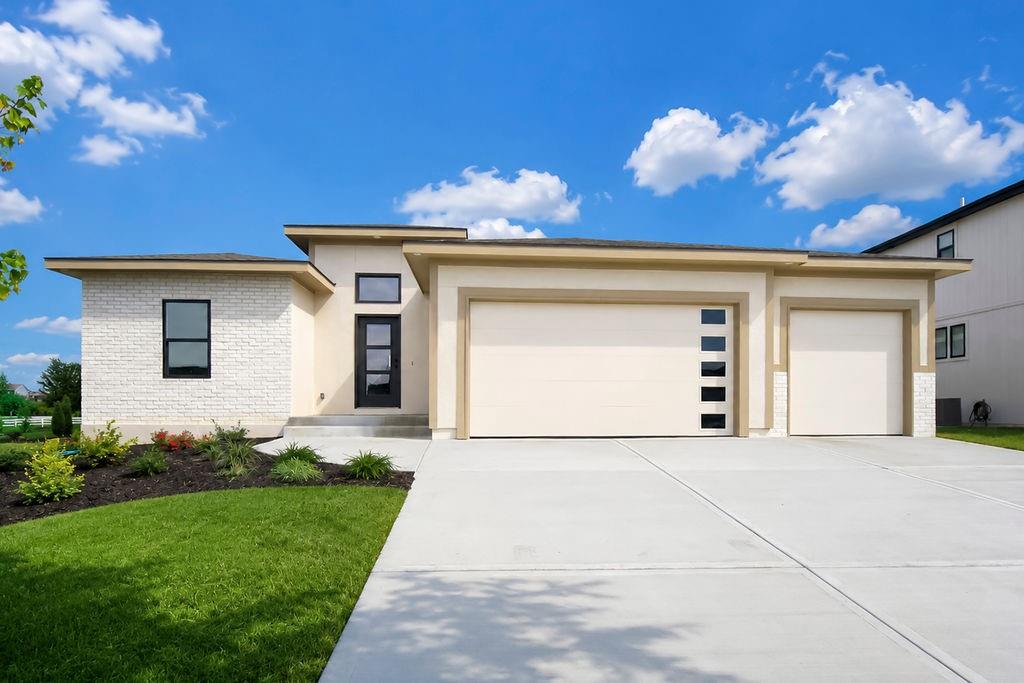 27604 E 128th Court - Photo 1