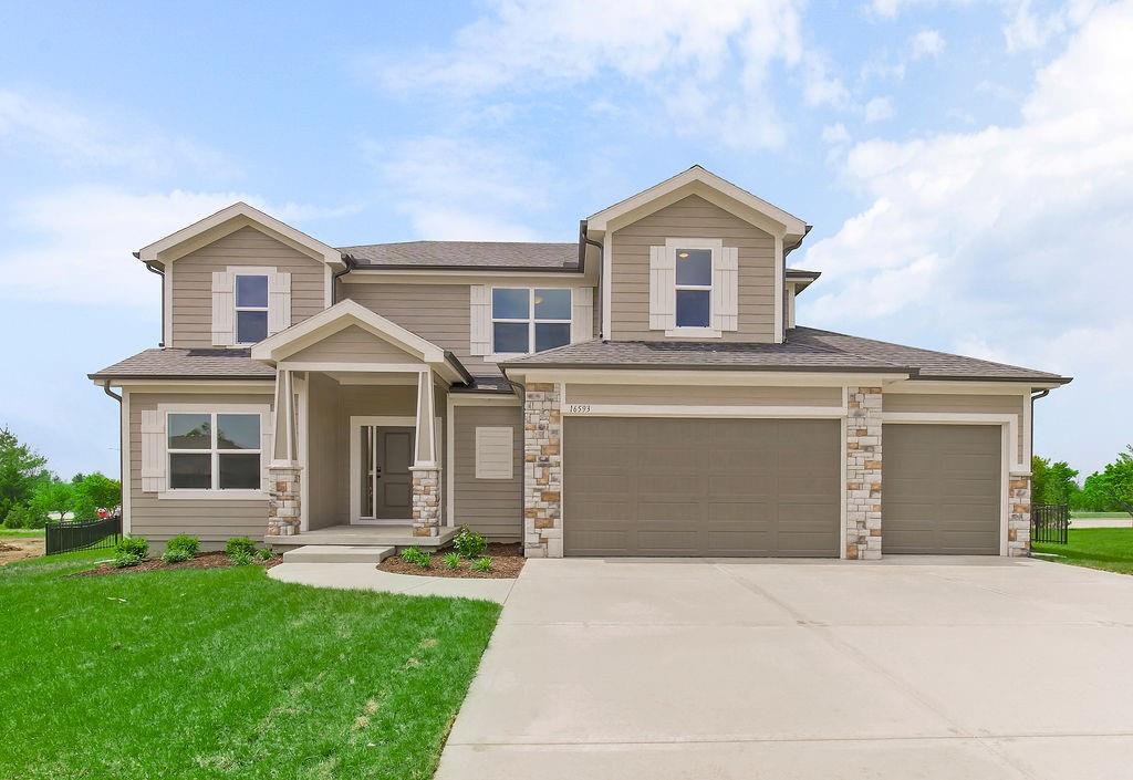 17428 W 163rd Place