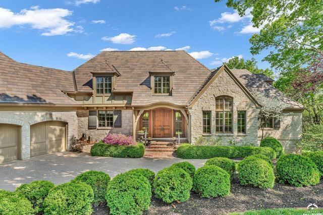 208 Fall Creek Drive