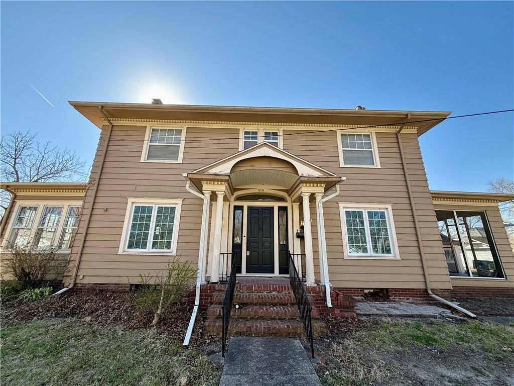 416 S 6th Street
