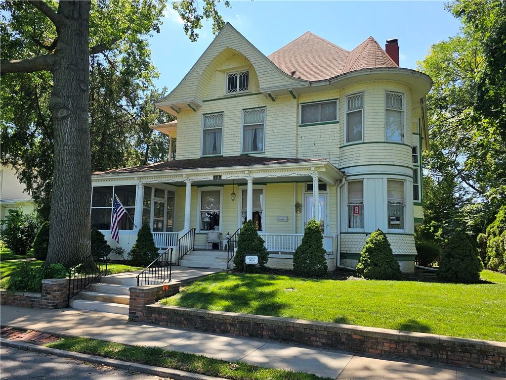 409 N Esplanade Street