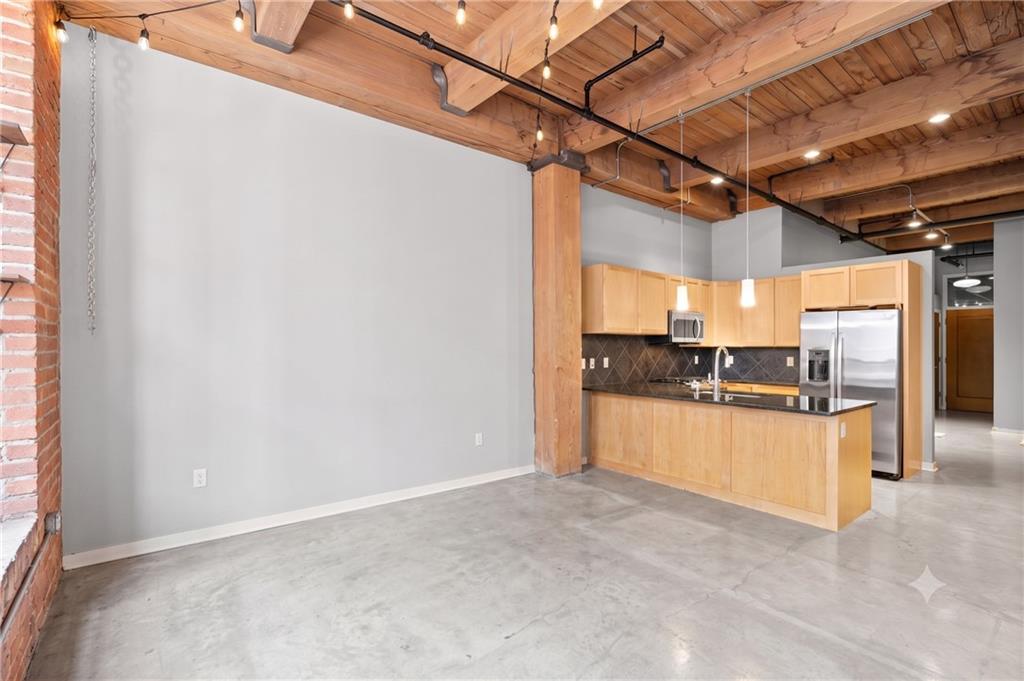 712 Broadway Boulevard #401 - Photo 1