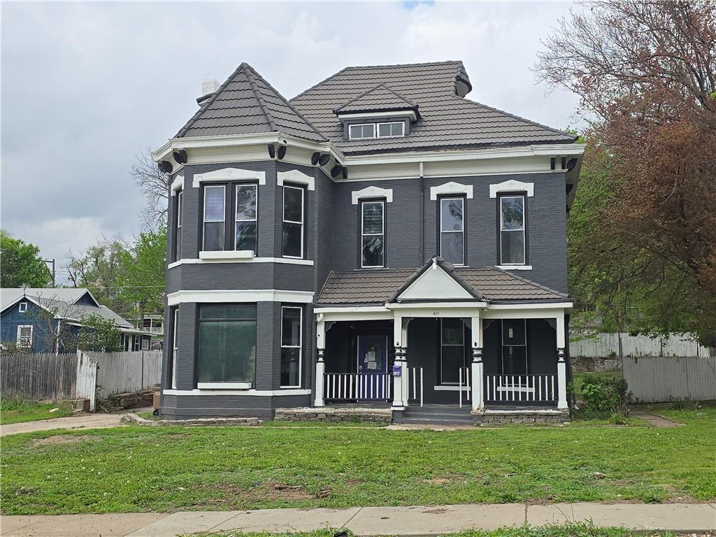 617 Parallel Street