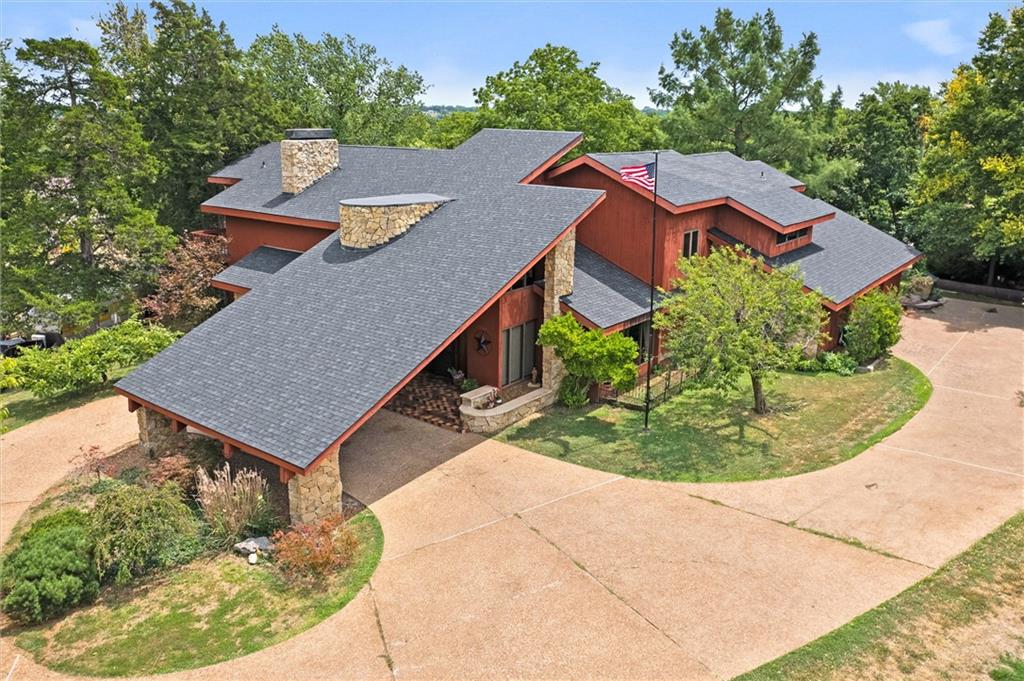 402 Lees Circle Drive