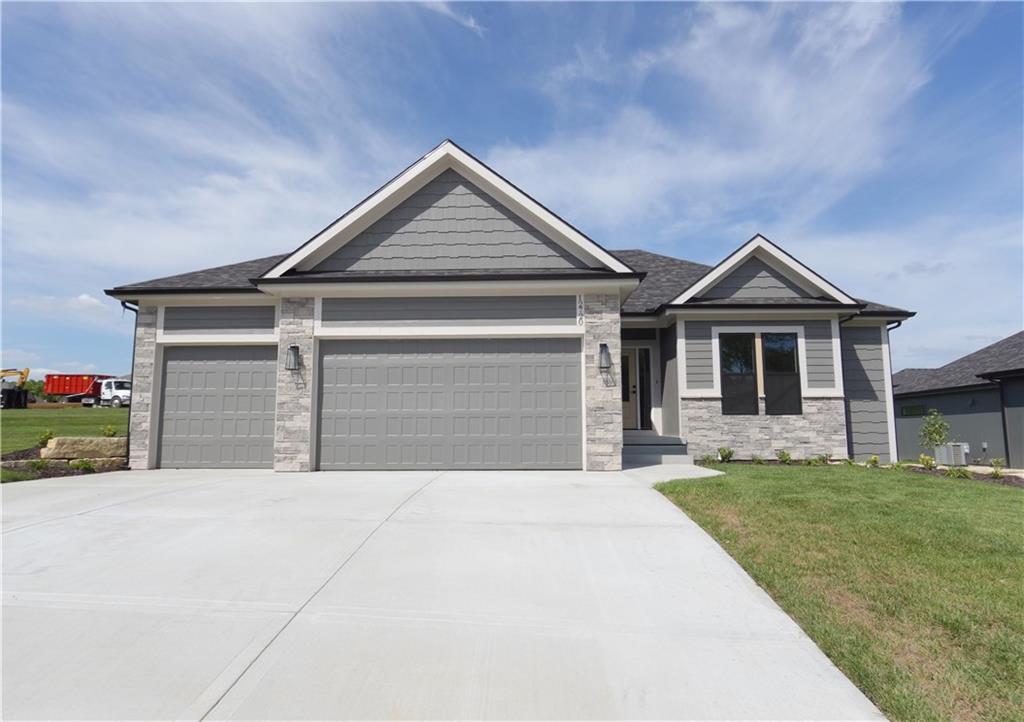 12720 NW Larkspur Lane - Photo 1