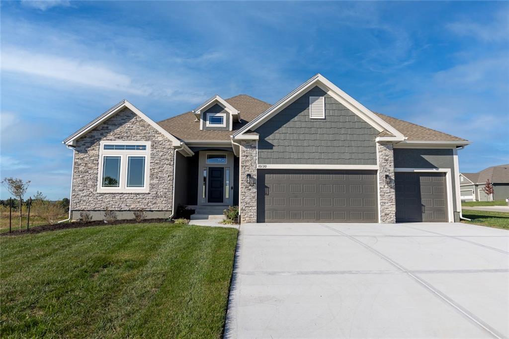 10130 N Winchester Avenue - Photo 1