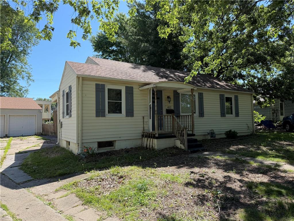 452 Fieldcrest Drive