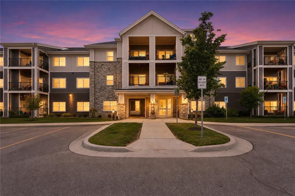 7800 W 123rd Street #118