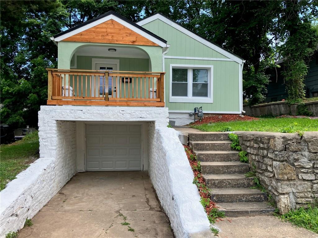 3111 Waverly Avenue
