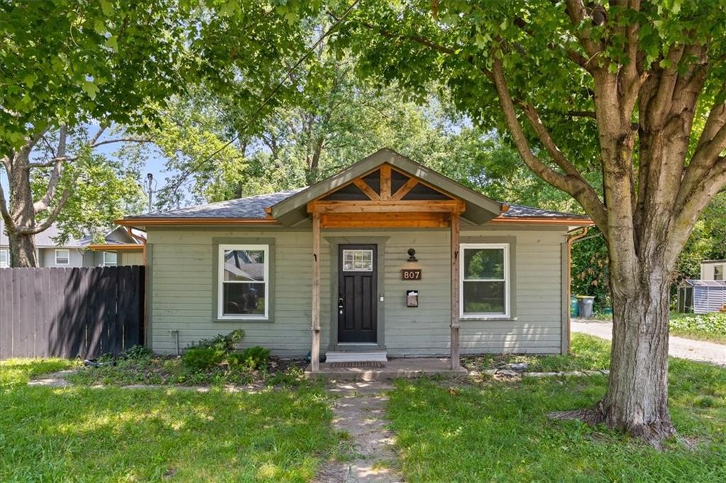 807 4th Street