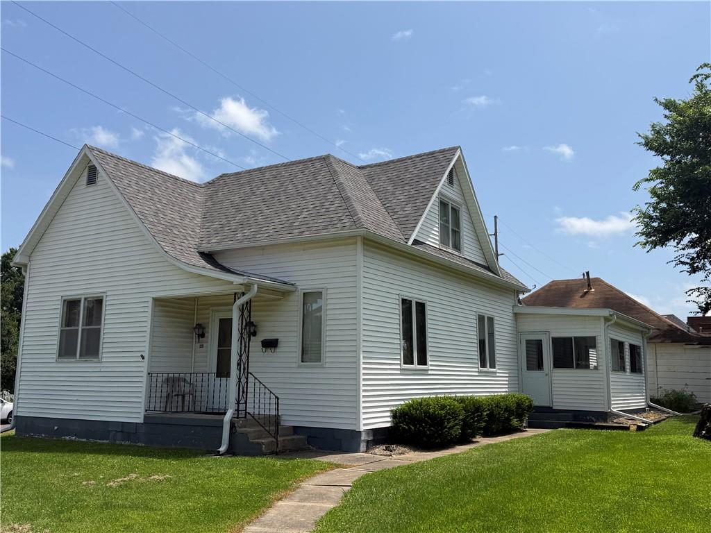 424 N Kansas Avenue - Photo 1