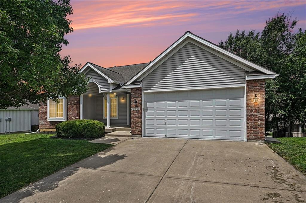 4006 N 108th Court