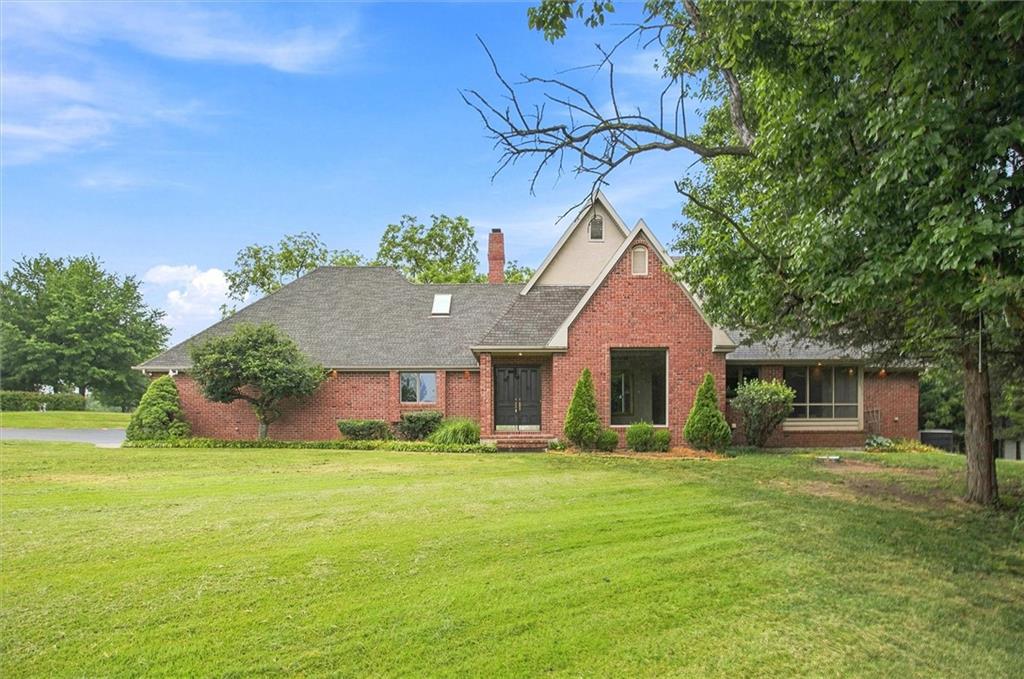 2530 Greenwood Drive