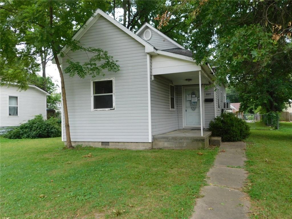 807 W 5th Street