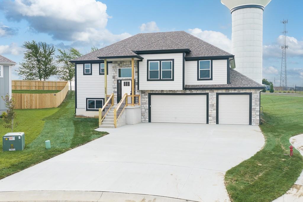 15589 Sheridan Court