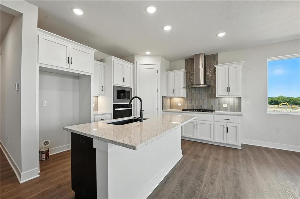 1395 N 163rd Circle