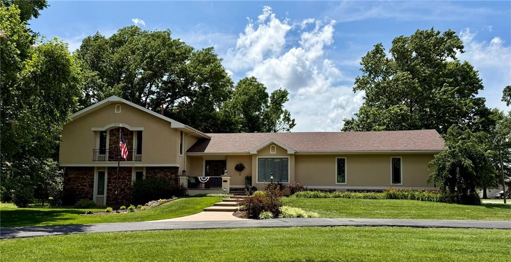 706 Neosho Court