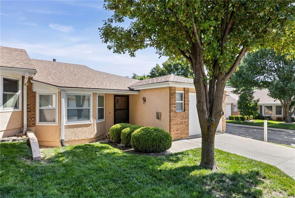 6200 Ash Court - Photo 1
