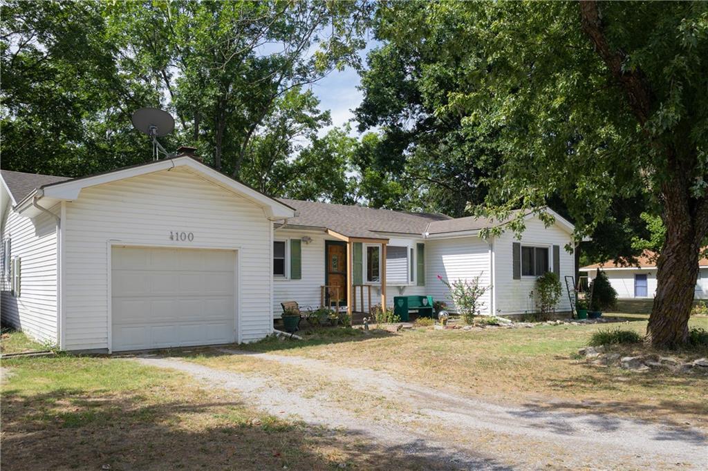 4100 Main Street