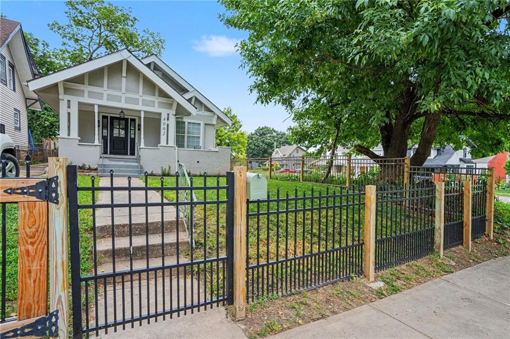 4002 S Benton Avenue - Photo 1