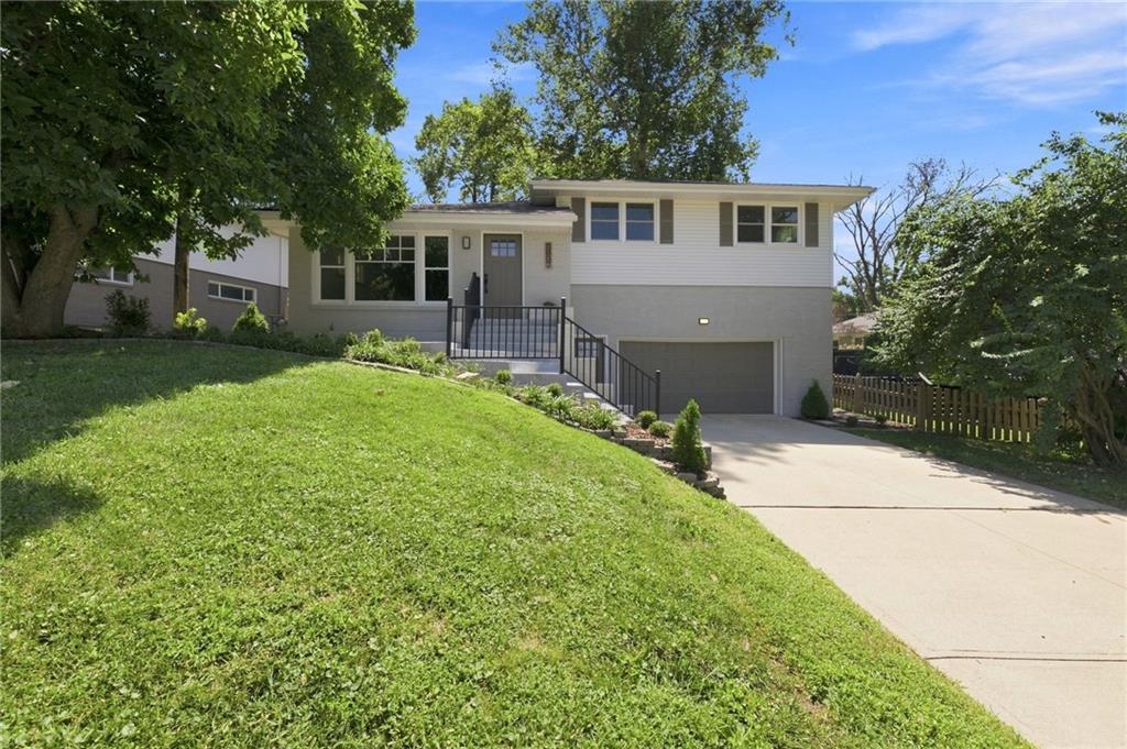 5657 W 50th Street