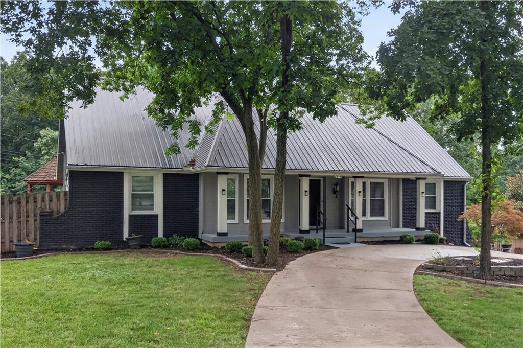 4735 Summit Court