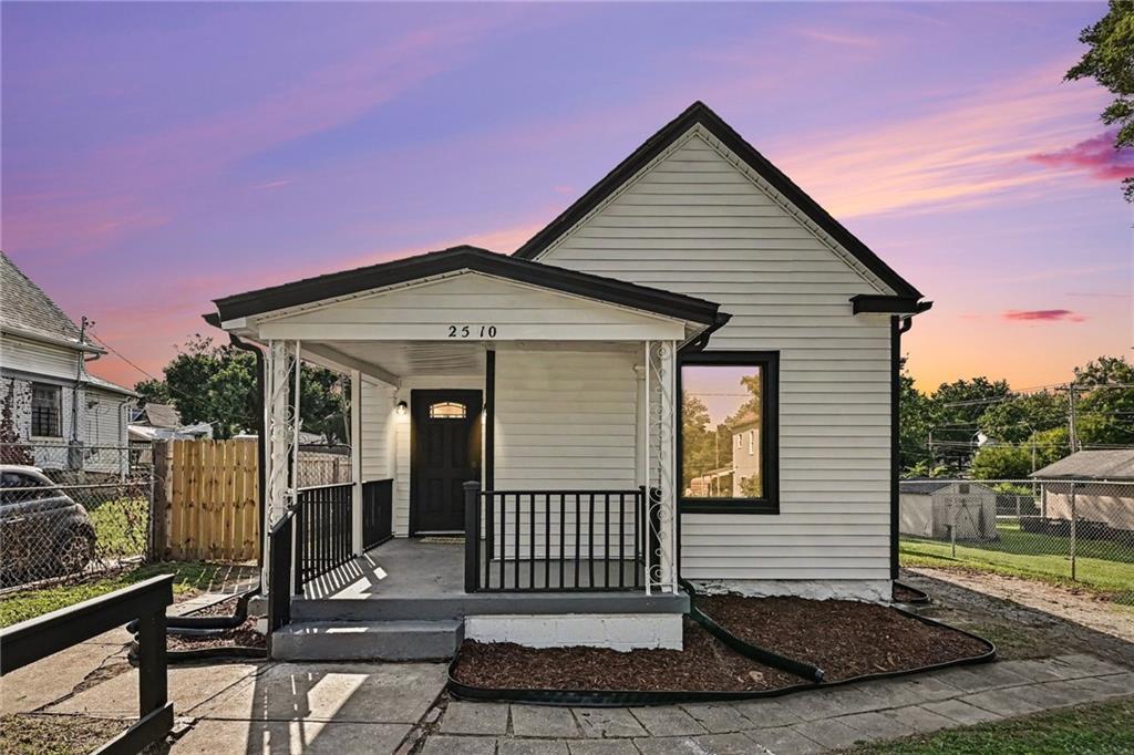 2510 Bellefontaine Avenue - Photo 1