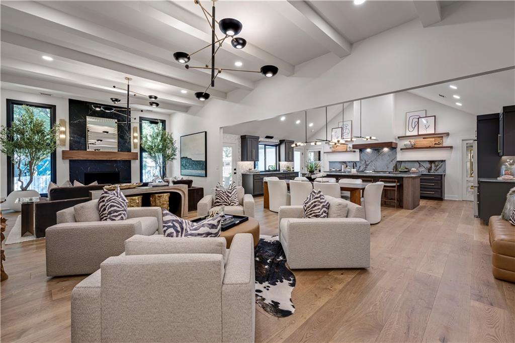 10104 Hemlock Drive