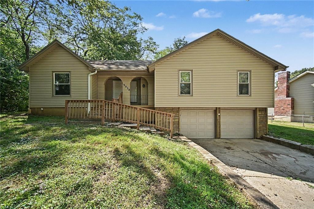 9038 Manning Avenue - Photo 1