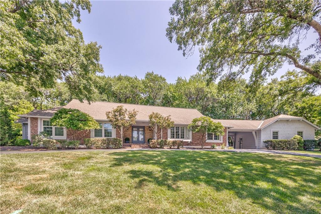 9853 Rosewood Drive