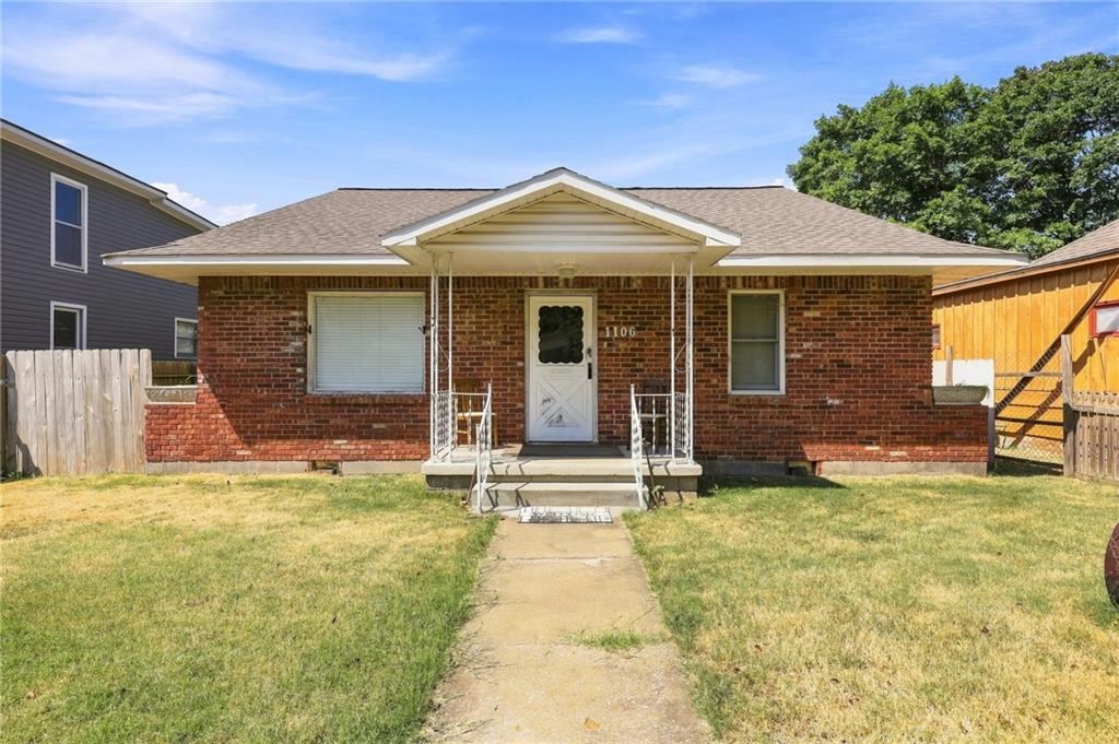 1106 S Main Street