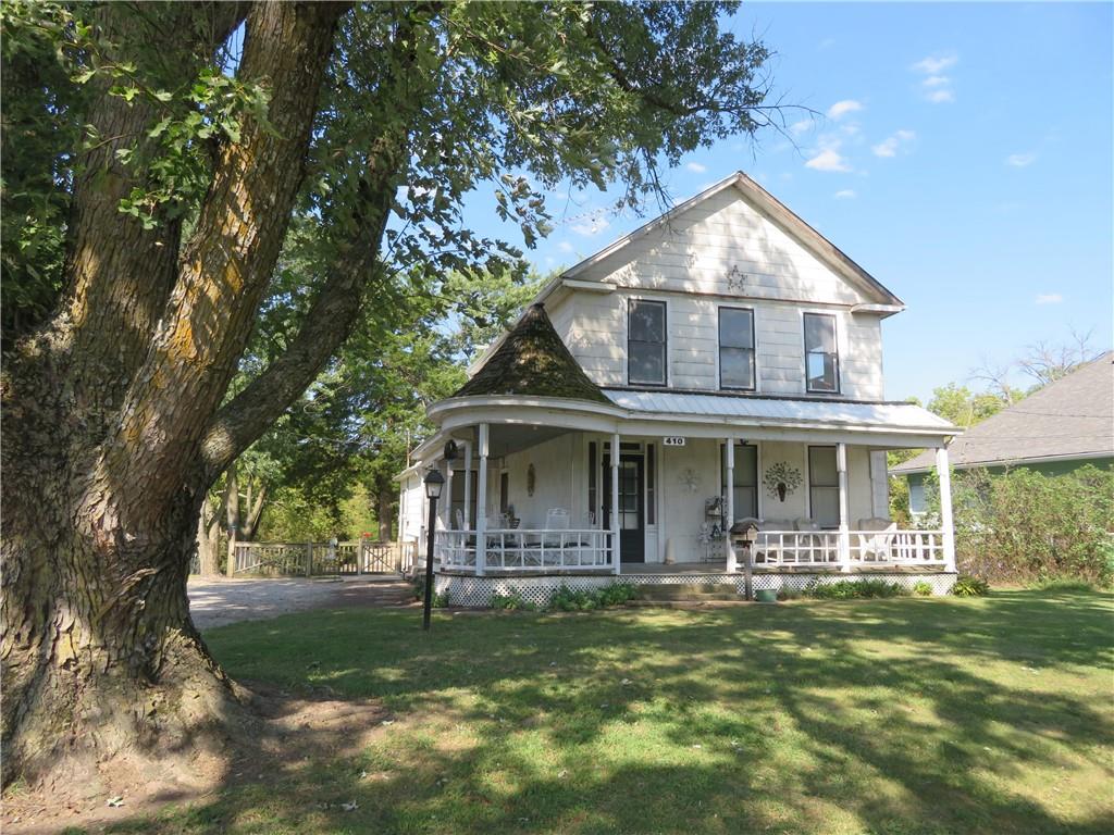 410 Linn Street - Photo 1