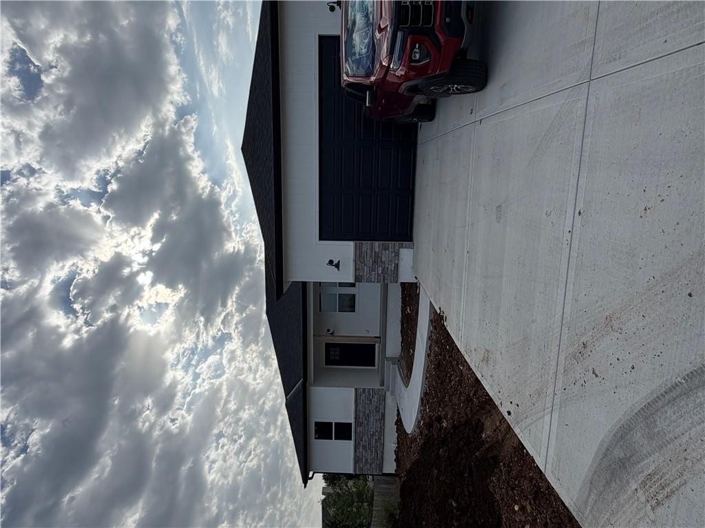 1415 Thomas Drive