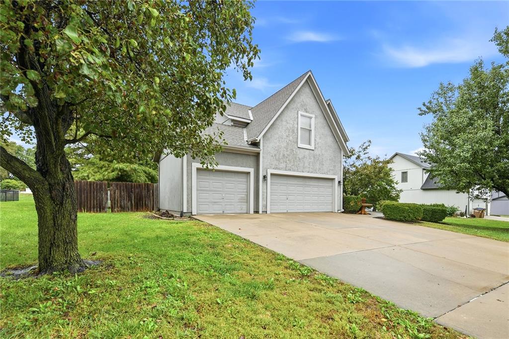 1404 Cedar Ridge Circle - Photo 1